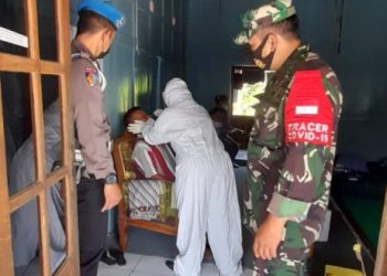 Anggota Polsek Dan Koramil 13 Pracimantoro Monitoring  Test Swab PCR