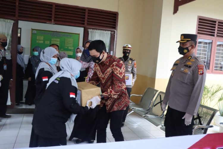 Baksos HUT ke 75 Bhayangkara, Polda Aceh Sambangi Panti Jompo