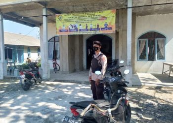 Berikan Rasa Aman, Polsek Pulau Petak Laksanakan Pengamanan Ibadah Di Gereja Effatasm