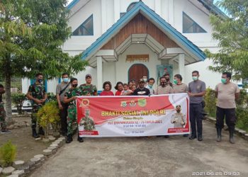 Dalam Rangka Hut Bhayangkara  Ke -75 Polres Teluk Wondama Gelar Korve Dan Vaksinasi Masal