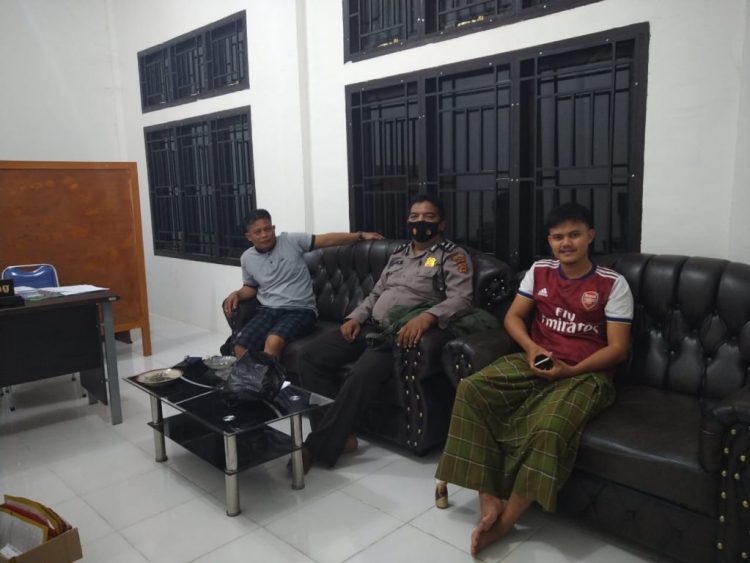Jelang Pilkades Serentak, Bhabinkamtibmas Himbau Calon Kepala Desa Tetap Menjaga Kamtibmas