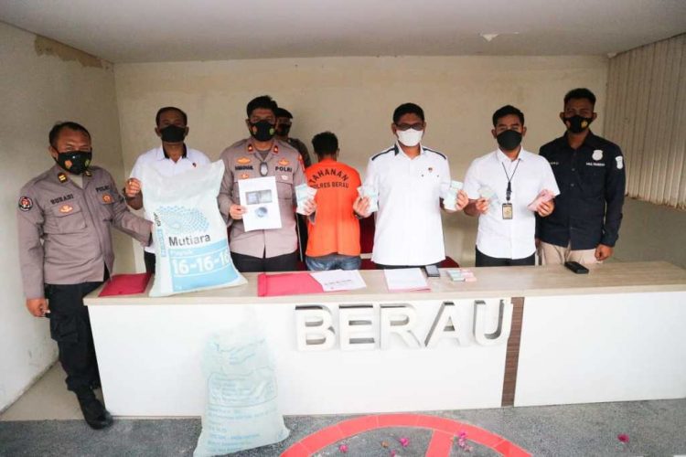Polisi Berhasil Bongkar Peredaran Pupuk Palsu di Berau