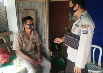 Polsek Berangas Tetap Berikan Himbauan Kepada Warga Untuk Mengikuti Protokol Kesehatan