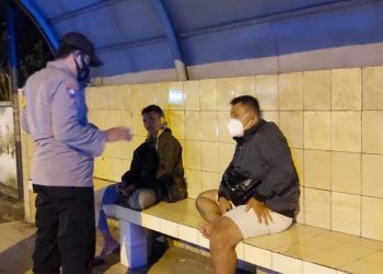 Sosialisasi PPKM Mikro Polsek Banjarnegara Gelar Patroli