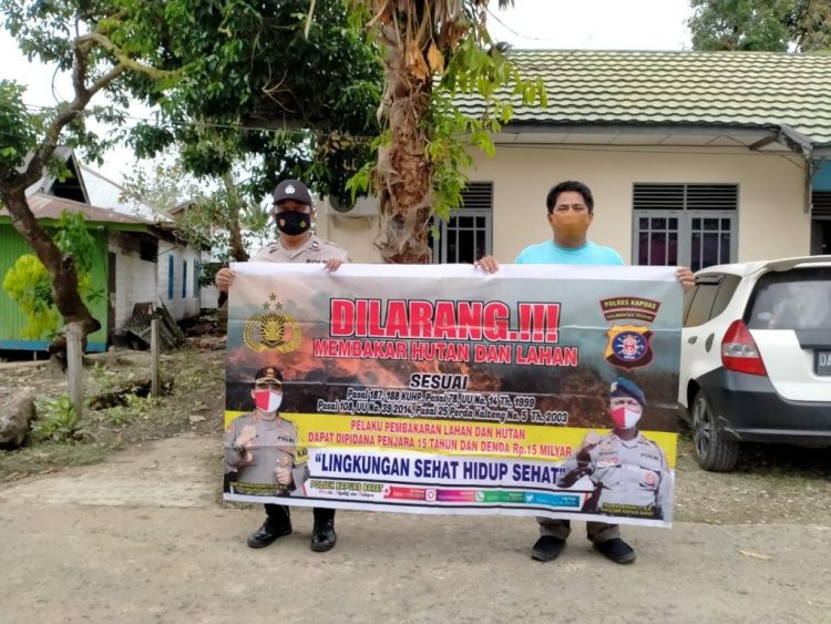 Stop Karhutla, Polsek Kapuas Barat Berikan Imbauan Kepada Masyarakat