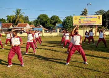 Tingkatkan Kebugaran dan Imunitas, Polres Bima Rutin Laksanakan Olahraga Pagi dan Latihan Beladiri Polri