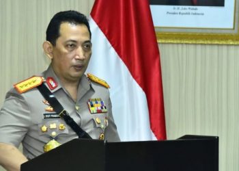 Kapolri Tugaskan Anggota Percepat Saluran Bansos saat PPKM Level 4