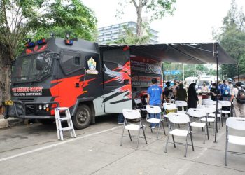 Hari Bhayangkara Ke 75, Polres metro jakarta barat Luncurkan Gerai Vaksin presisi Mobile