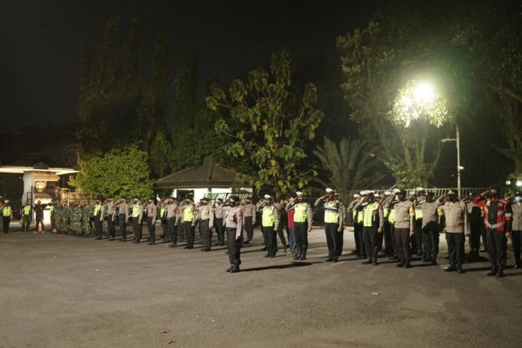 Kapolsek Purworejo AKP Joko Nurwanto S.H hadiri Apel Persiapan Patroli dalam rangka PPKM Darurat