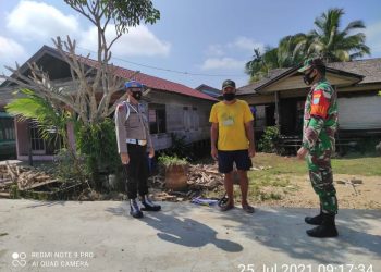 Personel Polsek GB Awai Gencar Edukasi Warga Tentang Larangan Dan Stop Karhutla