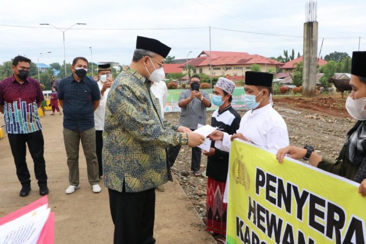 Polda Bengkulu Distribusikan 24 Sapi dan 3 Ekor Kambing Qurban