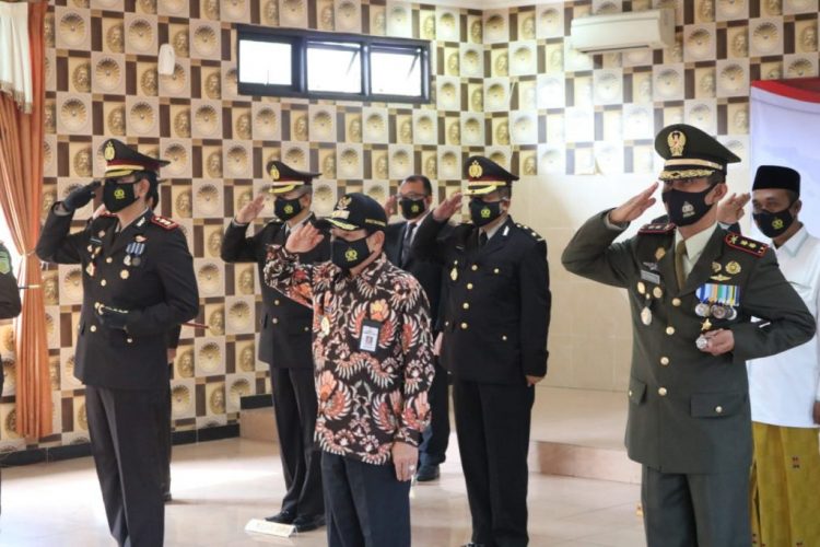 Polres Banjarnegara Bersama Forkopimda Gelar Upacara Hari Bhayangkara Ke-75 Secara Virtual