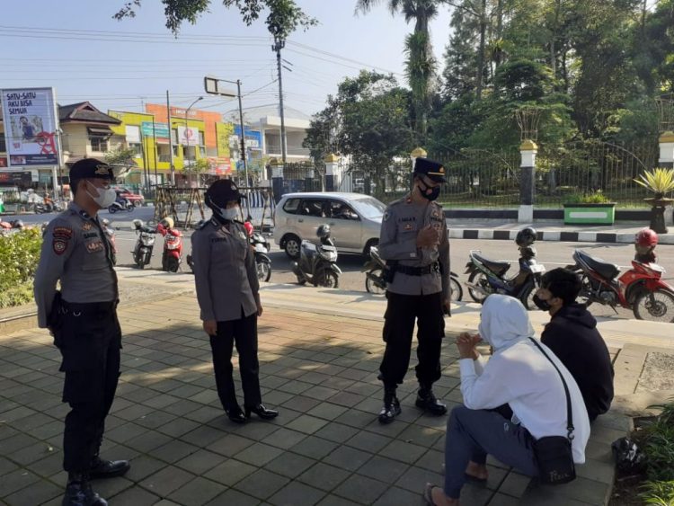 Polres Wonosobo Ajak Masyarakat Untuk Selalu Disiplin Menggunakan Masker