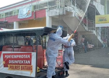 PPKM Darurat Diberlakukan, Petugas Gabungan di Batang Pantau Fasilitas Umum