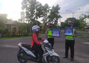 SAT LANTAS POLRES SERUYAN MENGINGATKAN KEPADA MASYARAKAT AGAR TAAT PROTOKOL KESEHATAN.