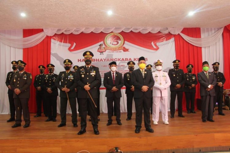 Upacara Peringatan Hari Bhayangkara ke-75, Polres Kotabaru Ikuti Secara Virtual