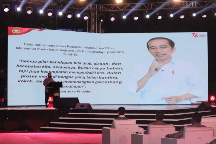 Tinjau dan Apreasiasi Relawan, Kapolri: Pandemi Covid-19 Bisa Dilalui Kalau Kita Bersatu!