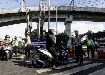 PPKM, Polri Pantau Penyekatan Lalu Lintas di Jakarta
