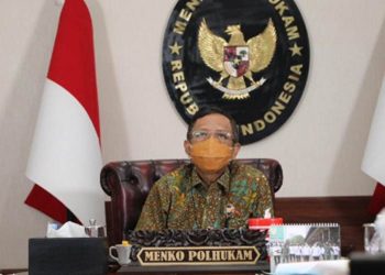 Mahfud MD Mengapresiasi Kinerja dan Inovasi Polri dalam Setahun