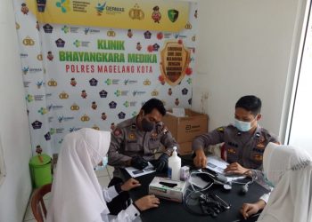 Gelar Vaksinasi Presisi TNI-Polri Polres Magelang Kota Layani 443 Warga