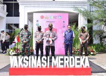 KAPOLRI Meluncurkan Gerakan Vaksinasi Gratis Untuk Mencapai Target Pada Hari Kemerdekaan