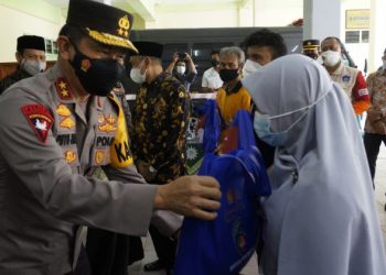 Kapolda Bali Bagikan bantuan 1 Ton Beras Kepada PW Muhammadiyah Provinsi Bali