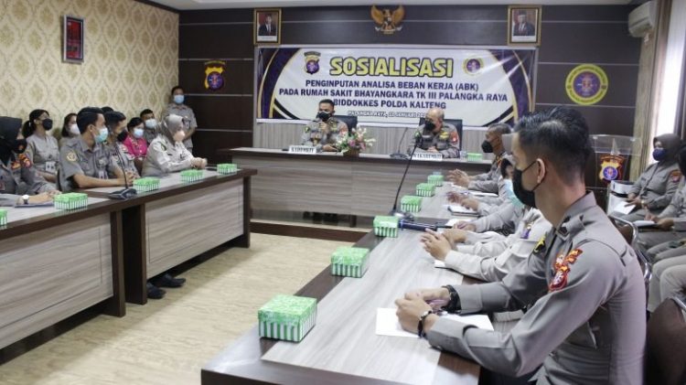Rumkit Bhayangkara Palangkaraya Gelar Sosialisasi Analisis Beban Kerja Online