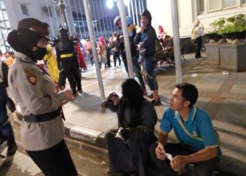 Polda Jabar Lakukan Patroli Disiplin Prokes di Kawasan Wisata Bandung