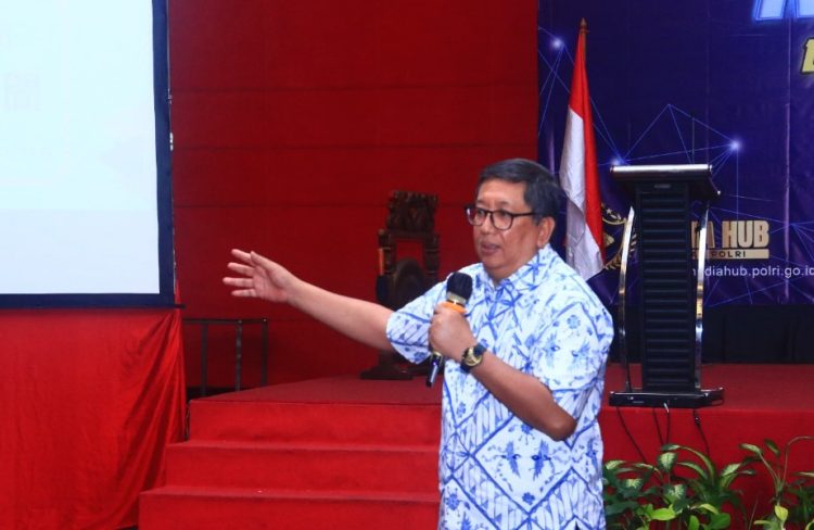 Riza Primadi