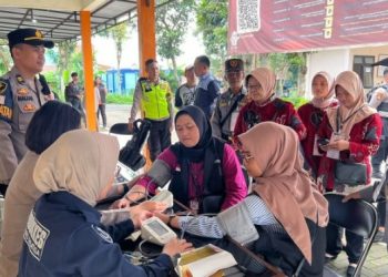 TNI-Polri beri bantuan kesehatan cegah petugas pemilu kelelahan