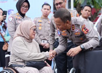 Kakorlantas Polri Irjen Pol Aan Suhanan hadiri acara Retrospeksi Korban Kecelakaan Lalu Lintas yang diadakan di Bundaran HI, Jakarta, Minggu (15/12/2024