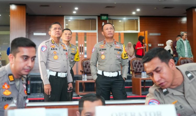 Kepala Korps Lalu Lintas (Kakorlantas) Polri Irjen Pol Aan Suhanan di Lantai 4 Gedung NTMC Korlantas Polri, Sabtu (21/12/2024).