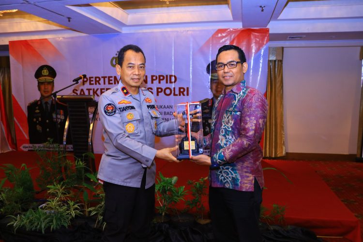 Pengembangan Website HUMAS Polri untuk Meningkatkan Akses Informasi Publik yang Lebih Ramah Pengguna